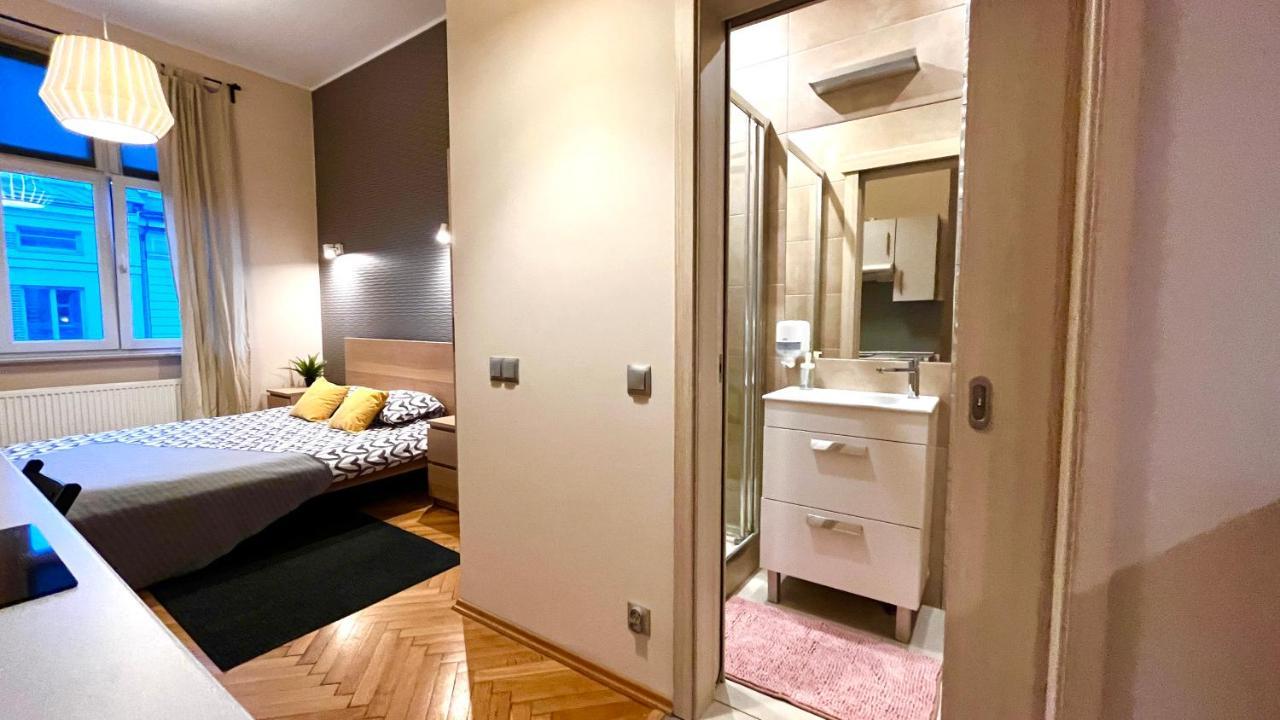 Double Studio City Center Krasków Eksteriør bilde